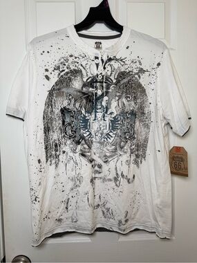 Route 66 Men’s White Graphic Henley Tee with Black and Gray Crest